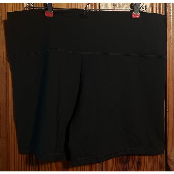 Offline by aerie black hi rise goal shorts biker athletic size XXL - Picture 2 of 4